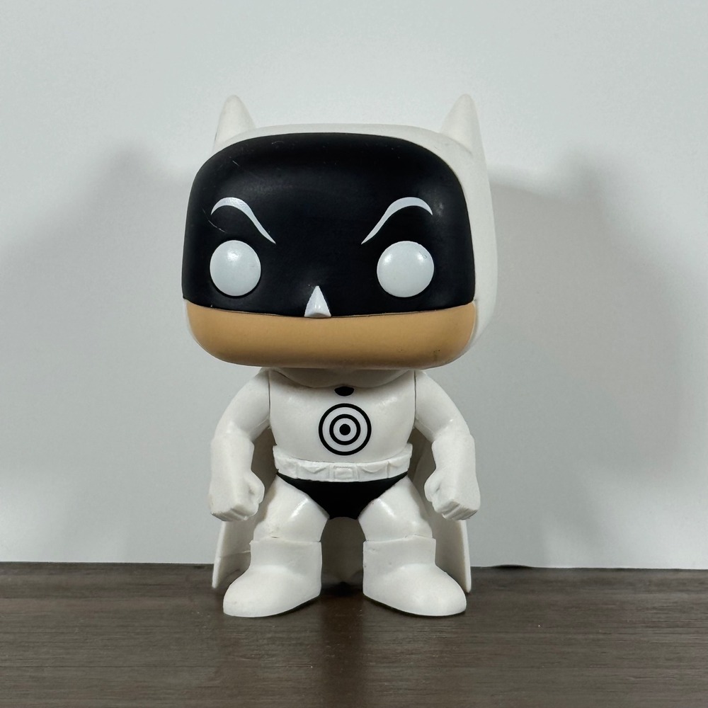 Funko Pop! DC Batman White Lantern Vinyl Figure #139 NYCC Exclusive Loose OOB